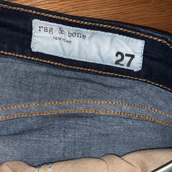 Dark blue rag and bone skinny jeans, like new - Picture 3 of 3